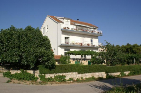 Apartments with a parking space Brodarica, Sibenik - 4239